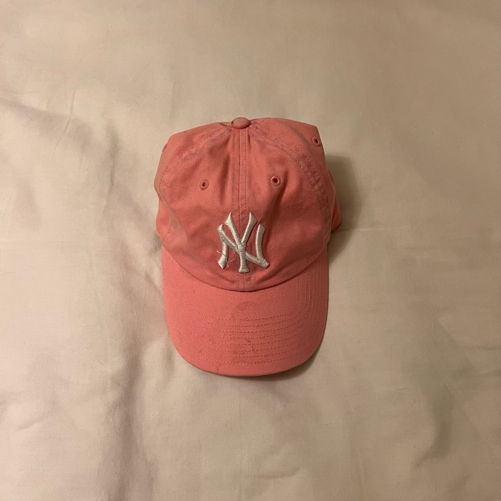 Pink yankees baseball hat